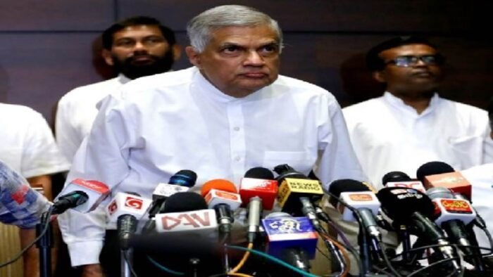 Sri Lanka President Election News रानिल विक्रमसिंघे को श्रीलंका का नया राष्ट्रपति चुन लिया गया है। श्रीलंका में आज राष्ट्रपति चुनाव हुए थे। चुनाव में विक्रमसिंघे ने जीत दर्ज कर ली है। विक्रमसिंघे को 134 वोट मिले हैं।