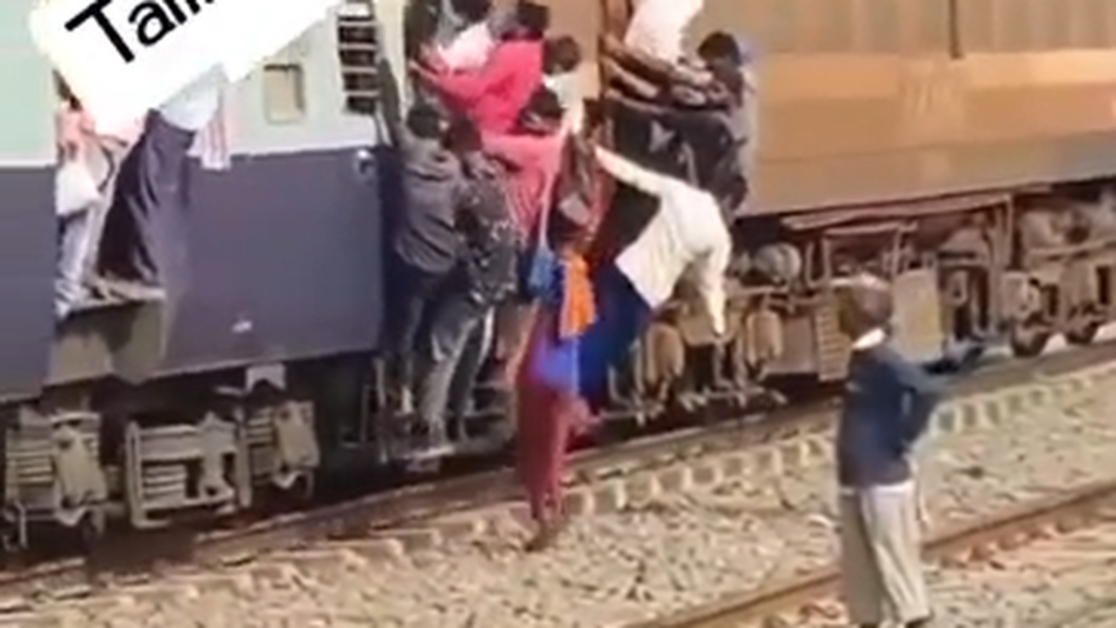तथ्य की जांच: भीड़ वाली ट्रेन की यह क्लिप तमिलनाडु से प्रवासियों के पलायन को नहीं दिखाती है
