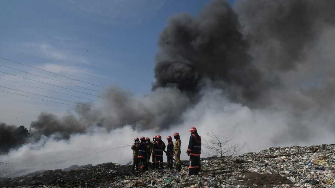 ब्रह्मपुरम आग |  KSPCB ने निगम पर शिकंजा कसने के लिए, नए पर्यावरण मुआवजे के साथ नागरिक निकाय को थप्पड़ मारा